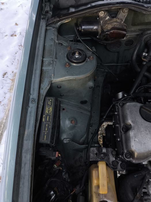 Nissan Sunny 1.4 бензин 1995 року авто в хорошому стані Санні Ніссан