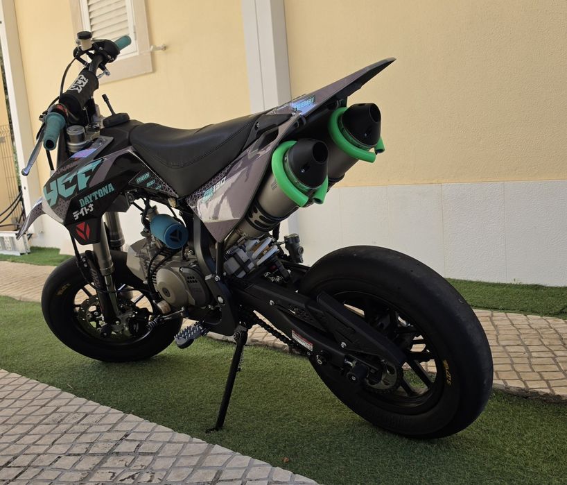 Pit bike supermotard YCF Daytona 190 6 horas nova