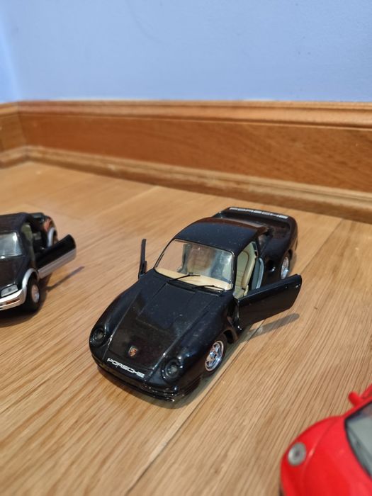 Conjunto carrinhos - inclui Porsche, Volkswagen e Jipe