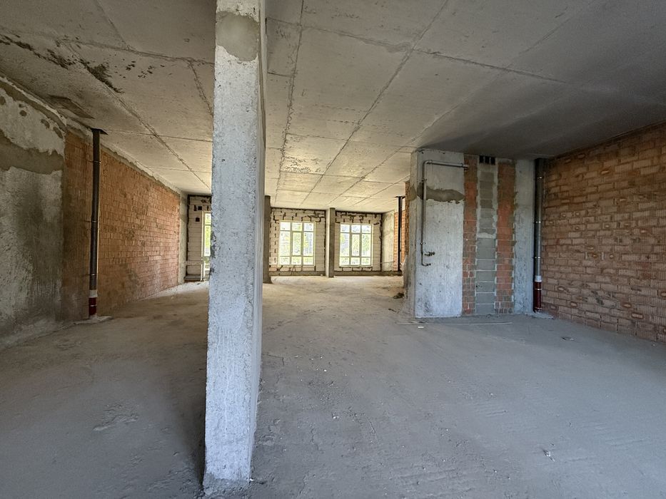 Здам приміщення в ЖК Гранд Бурже. 2 входи: на вулицю і у двір. 28кВт