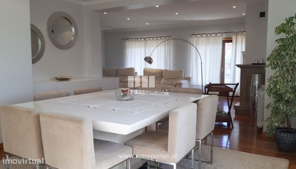 Detached 4-Bedroom Villa with Garden, Near the Beach, Árvore, Vila do Conde