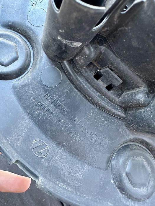 Toyota ProAce II dekiel dekielki 5x108 16 oryginalne komplet 4 szt OEM