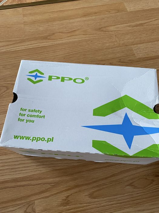 Sprzedam sandały robocze