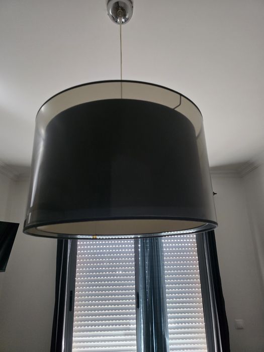 Candeeiro preto usado