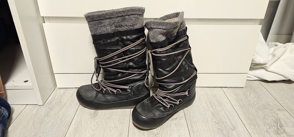 PEAK PERFORMANCE buty damskie śniegowce rozmiar 39 wkładka 25,5cm