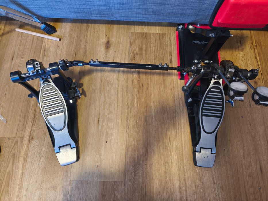 Pedal Duplo FAME (em Ótimo estado) (Para sair logo)