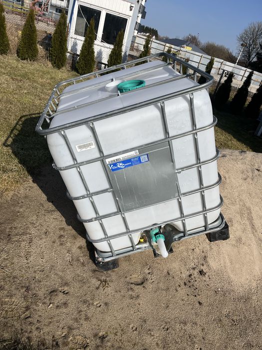 Baniak zbiornik na wode 1000 litrów