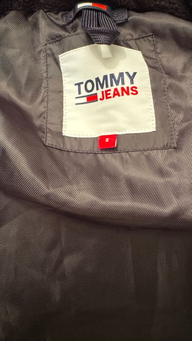 Tommy Hilfiger - kurtka zimowa czarna, puch naturalny - rozmiar S