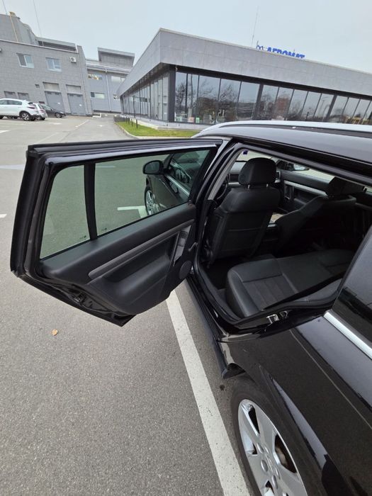 Продам Opel Vectra