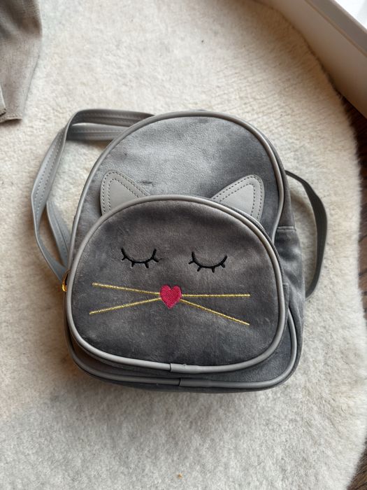 Mały plecak kot , stan idealny