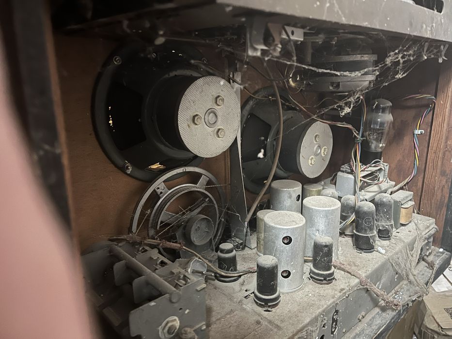 Радіола , радіоприймач Мир ламповий, ретро ссср