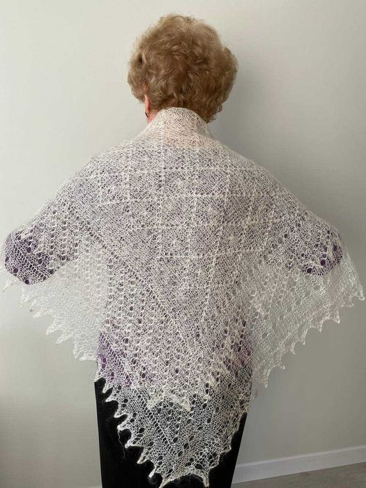 Палантин вязаный (натуральный пух, ручная работа)