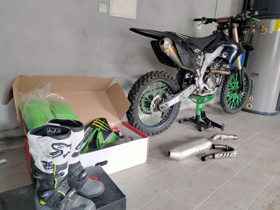 Kawasaki KX450F motocross