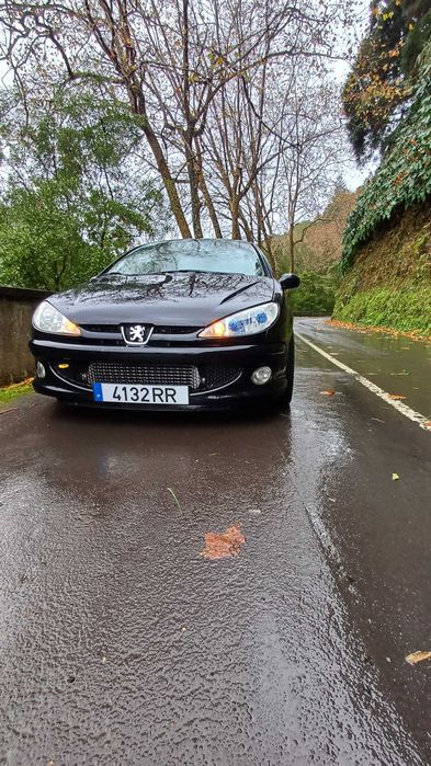 Vendo meu carro para comprar  outro familiar