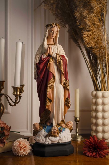 Figura Matki Bożej Niepokalanej