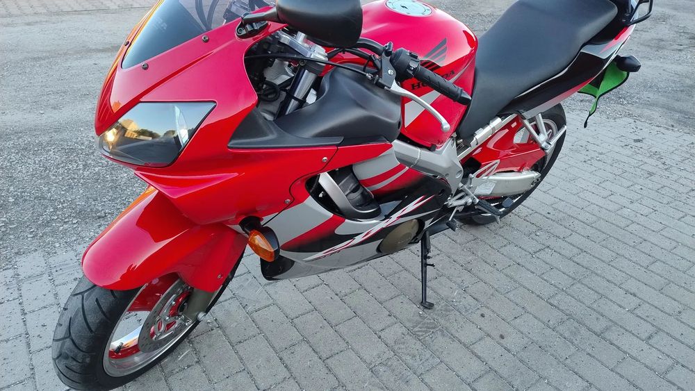 Honda CBR F4i Sport tylko 20tyś km ORYGINAŁ Suzuki Yamaha Kawasaki Moto Okazja