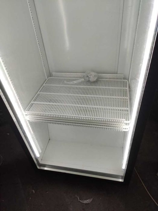 Холодильна шафа вітрина шкаф однодверний пивний UBC Dynamic Coal!