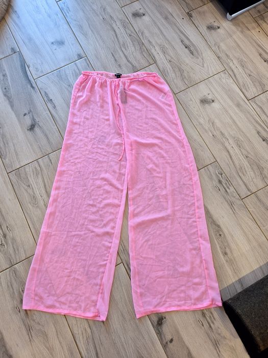 Szerokie spodnie z siatki