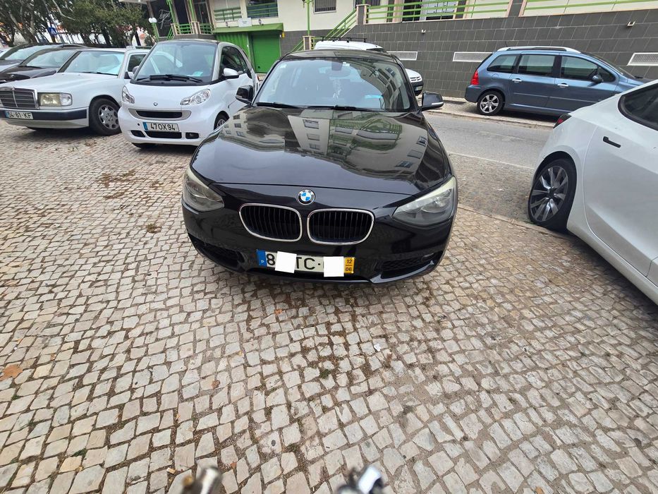 Vendo Bmw 116 D foto 3