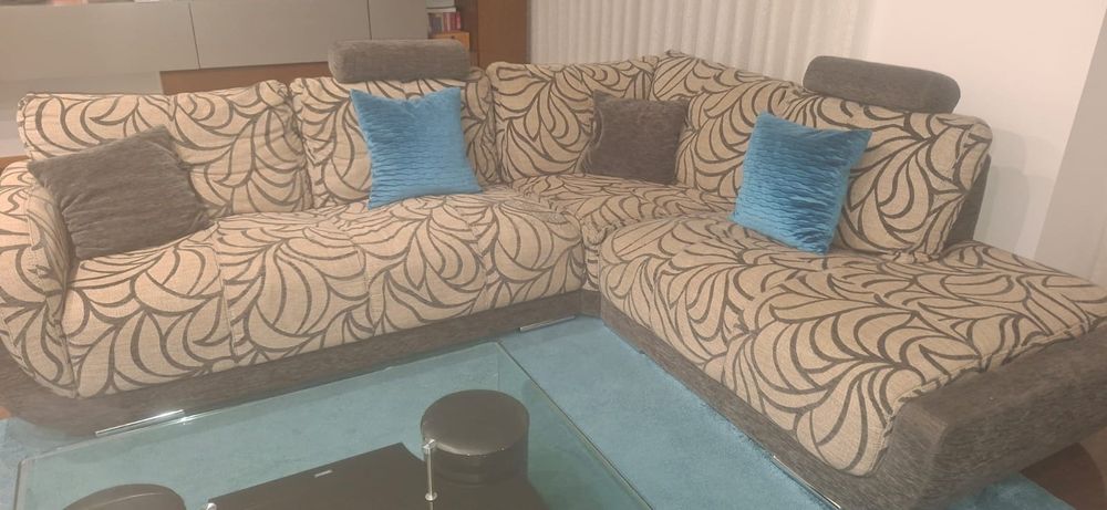 sofá com chaise longue