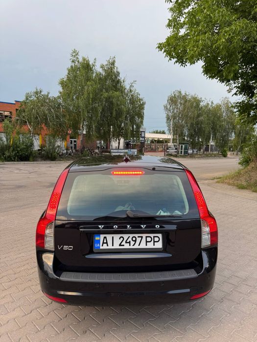 Volvo v50 2010 р