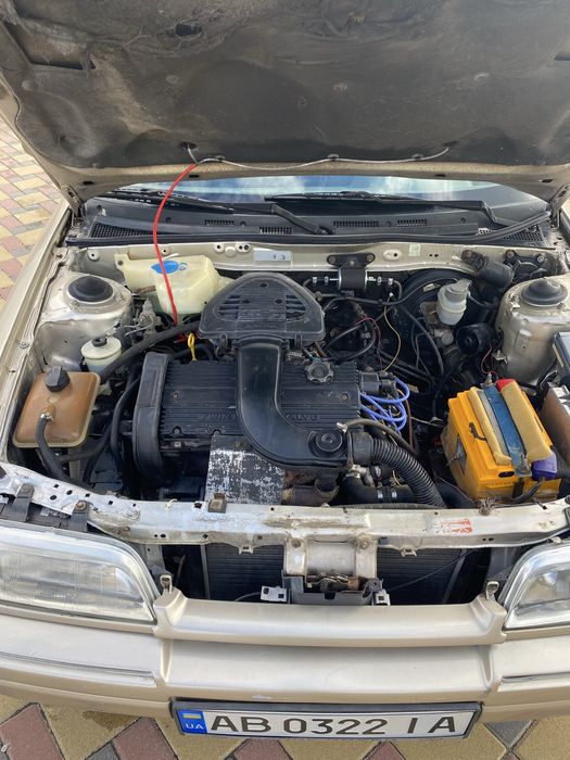 Ровер 214 1990р. 1.4л 5ст