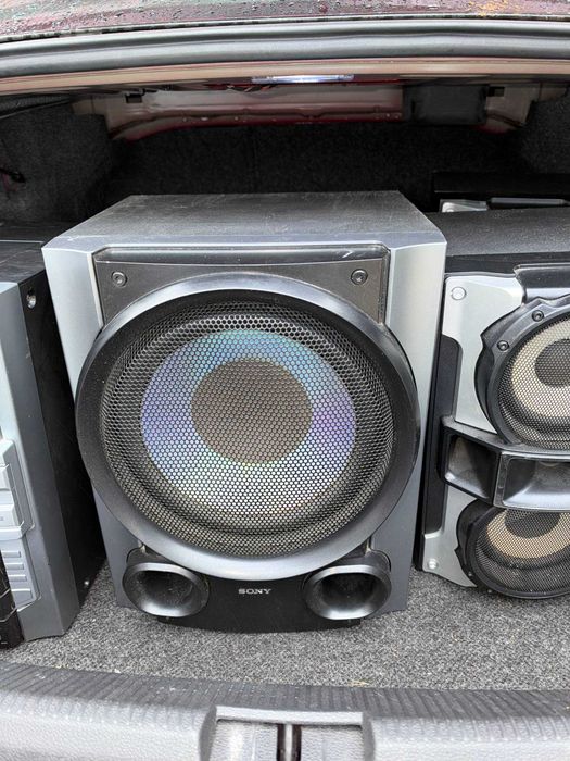 Музичний центр Sony Genezi MHC-GT555 (590 Вт RMS)