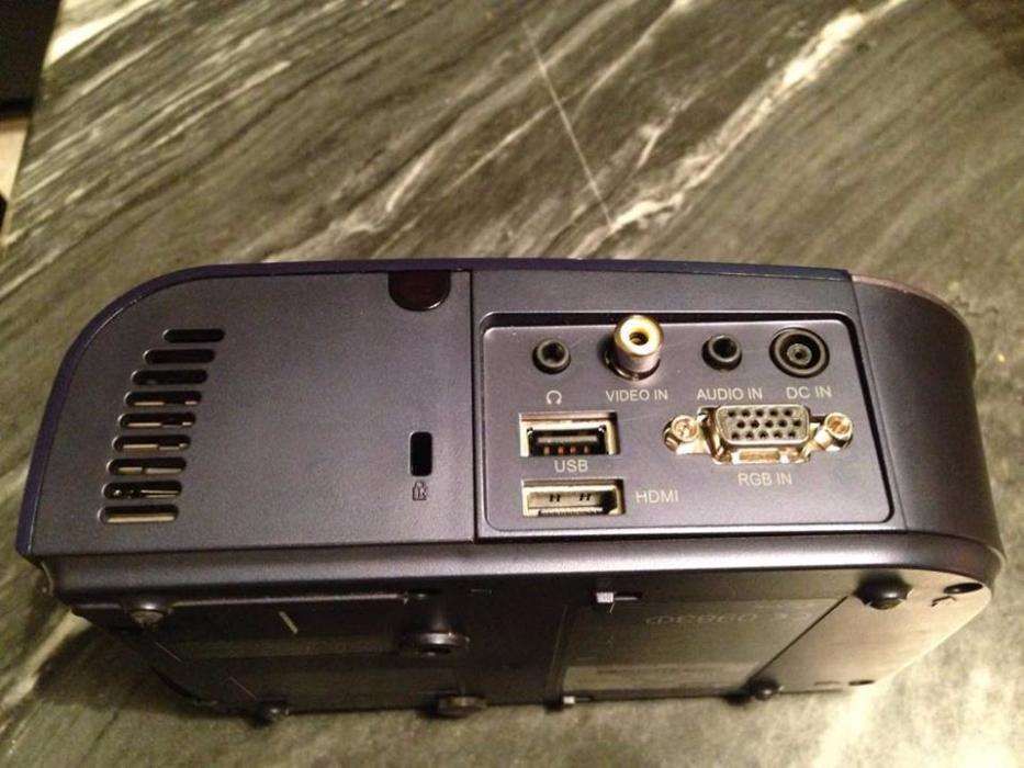 LG Projector - DLP - HS201G-VERY LOW PRICE64586280461315122