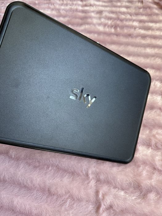 Dekoder satelitarny tv sky humax 4k esd-160c odbiornik