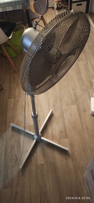 Wentylator duży stojący
