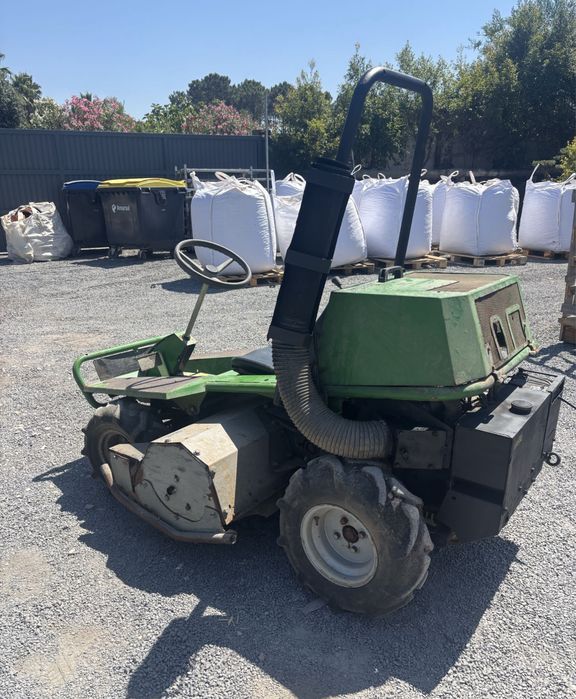 Triturador stella racoon 110 26cv diesel