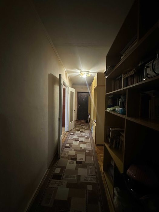 Продається квартира по вулиці Злуки, поруч парк!!!