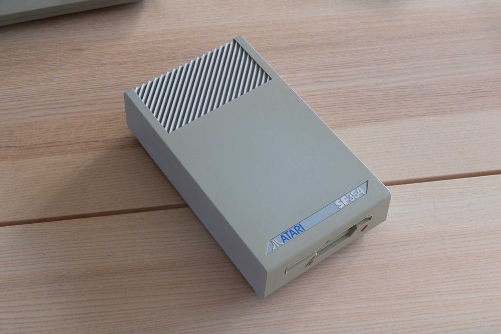 Atari SF354 stacja dysków + zasilacz + kabel do Atari ST 520 i 1040