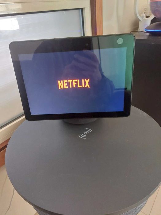 Echo Show 10 - Como Nova
