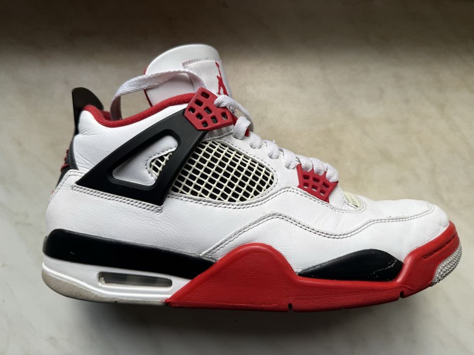 Jordan IV Fire Red 2020 43