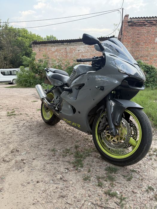 Kawasaki Ninja ZX6R 2002