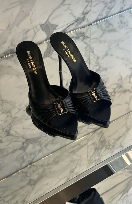 Мюлі Yves saint laurent