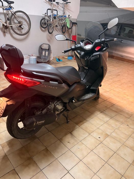 Vendo Xmax 250cc  10700kms  2017