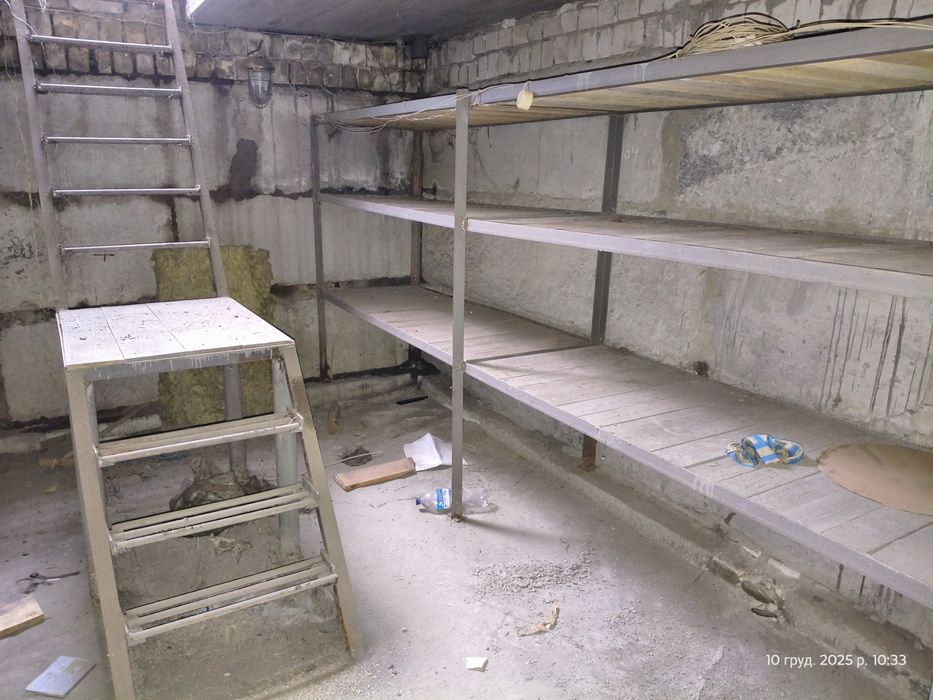 Пухівська Пуховская 2, 3 гаражі під СТО склад малярка виробництво