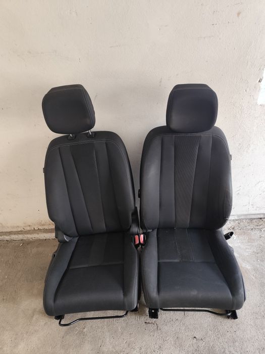 Сидіння салону Renault Megan 3