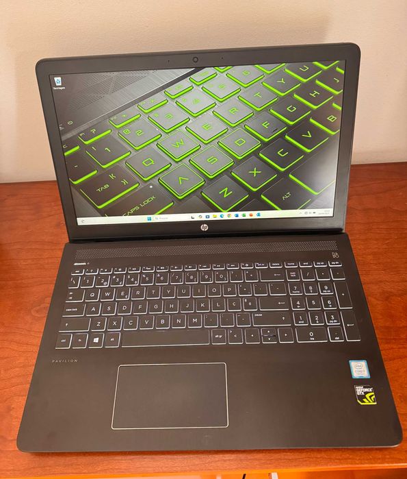 HP Pavilion Gamming 15.6"FullHD|i7-7700HQ|16Gb Ram|Ssd 256Gb|GTX1050|