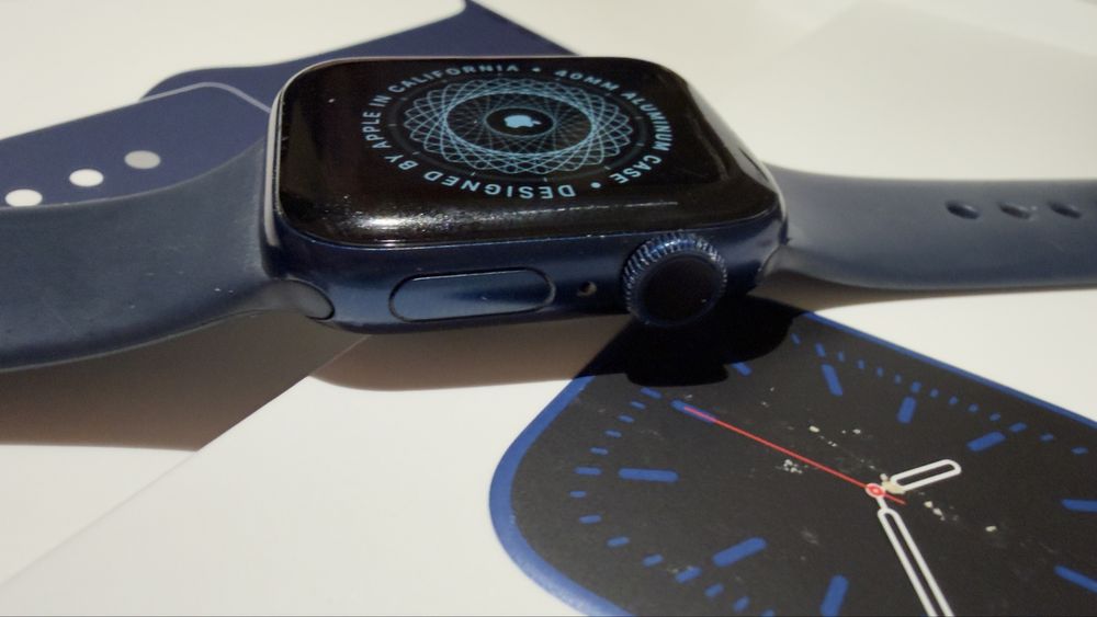 Продам Apple Watch 6 40 mm