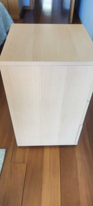 Mesa de Cabeceira / Gaveteiro IKEA (3 Gavetas) - Madeira Clara