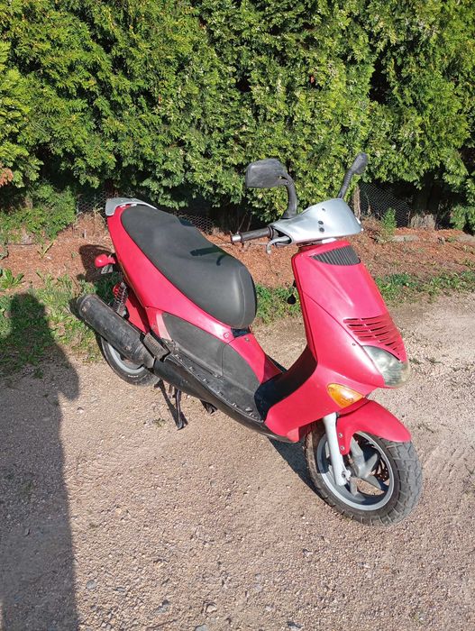 Sprzedam skuter 4t 150-Italiet Millenium