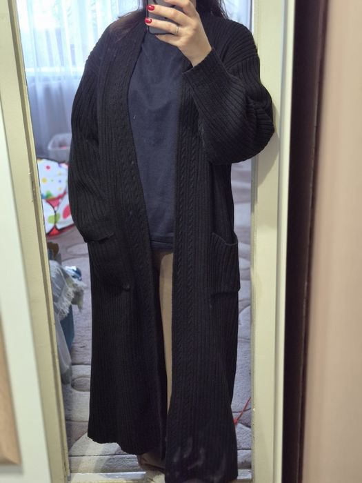 Довгий в'язаний кардиган