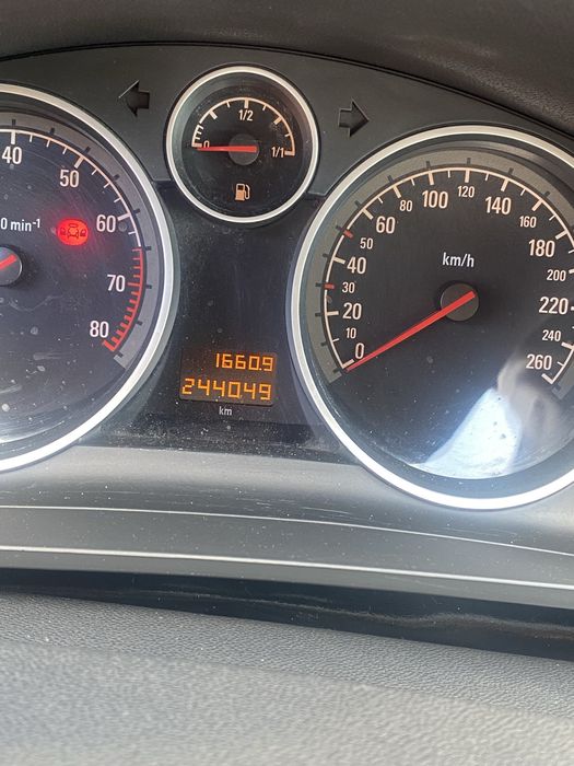 OPEL ZAFIRA 2011 • 7‑osobowa • LPG • 244 000 km •