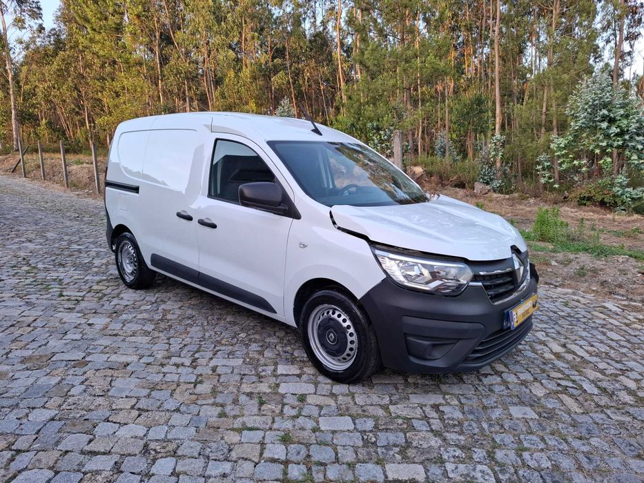 RENAULT EXPRESS 1.5 BLUE DCI ADVANCE NACIONAL DE 2022 (COM IVA DEDUTIVEL INCLUIDO)