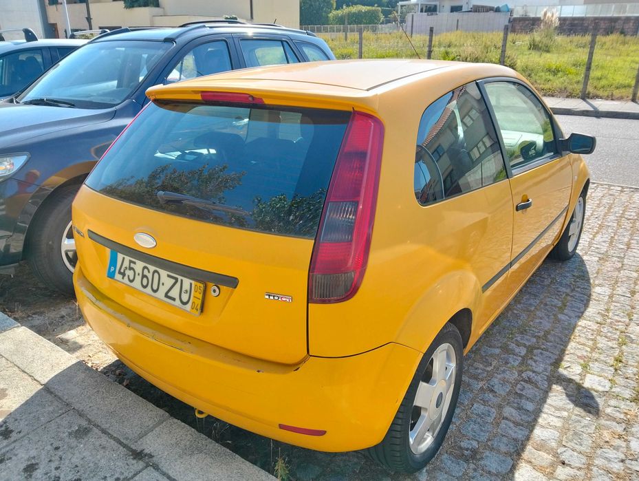 ford fiesta 1.4  disel — photo 2
