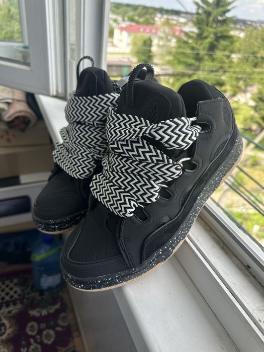 Lanvin Curb 42 розмір