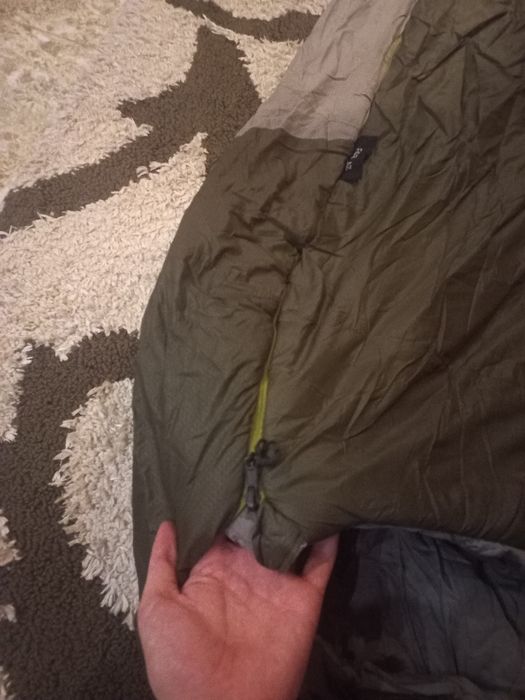 Спальний мішок зимового типу